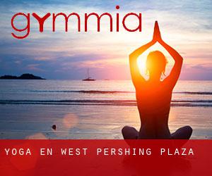 Yoga en West Pershing Plaza